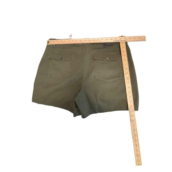 Banana Republic Women's AUTHENTIC CHINO UTILITY SHORT Green High Rise Size 18 - Picture 5 of 12
